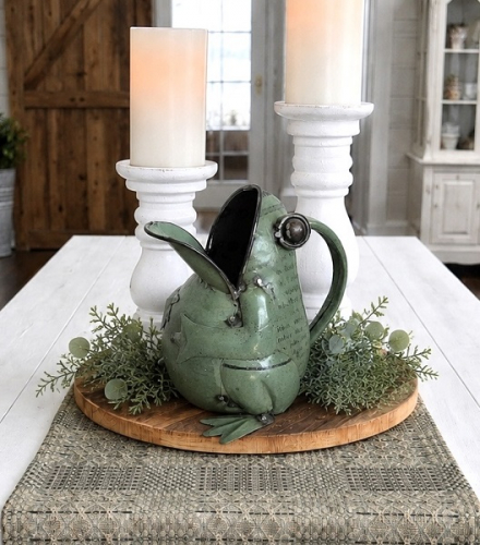 FRANKLIN FROG PITCHER *NEW* AVAIL DEC 2026